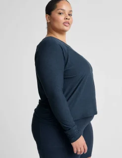Featherweight Daydreamer Pullover