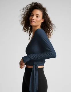 Featherweight Waist No Time Wrap Top