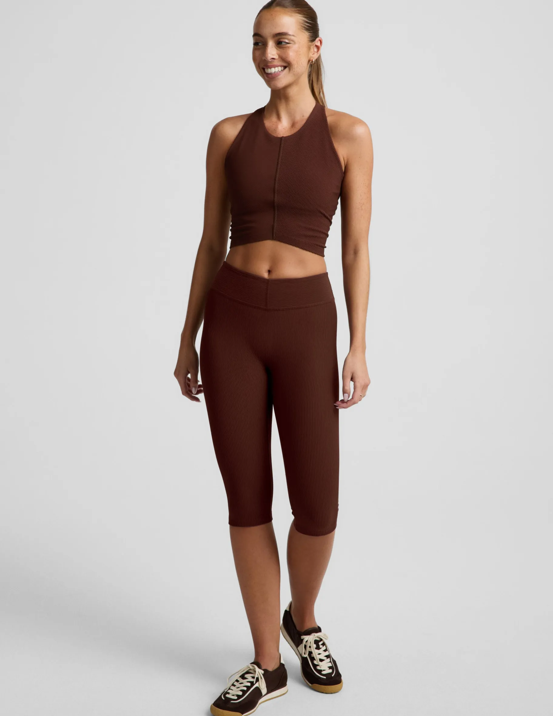 Impulse Ribbed V-Waist Pedal Pusher Legging