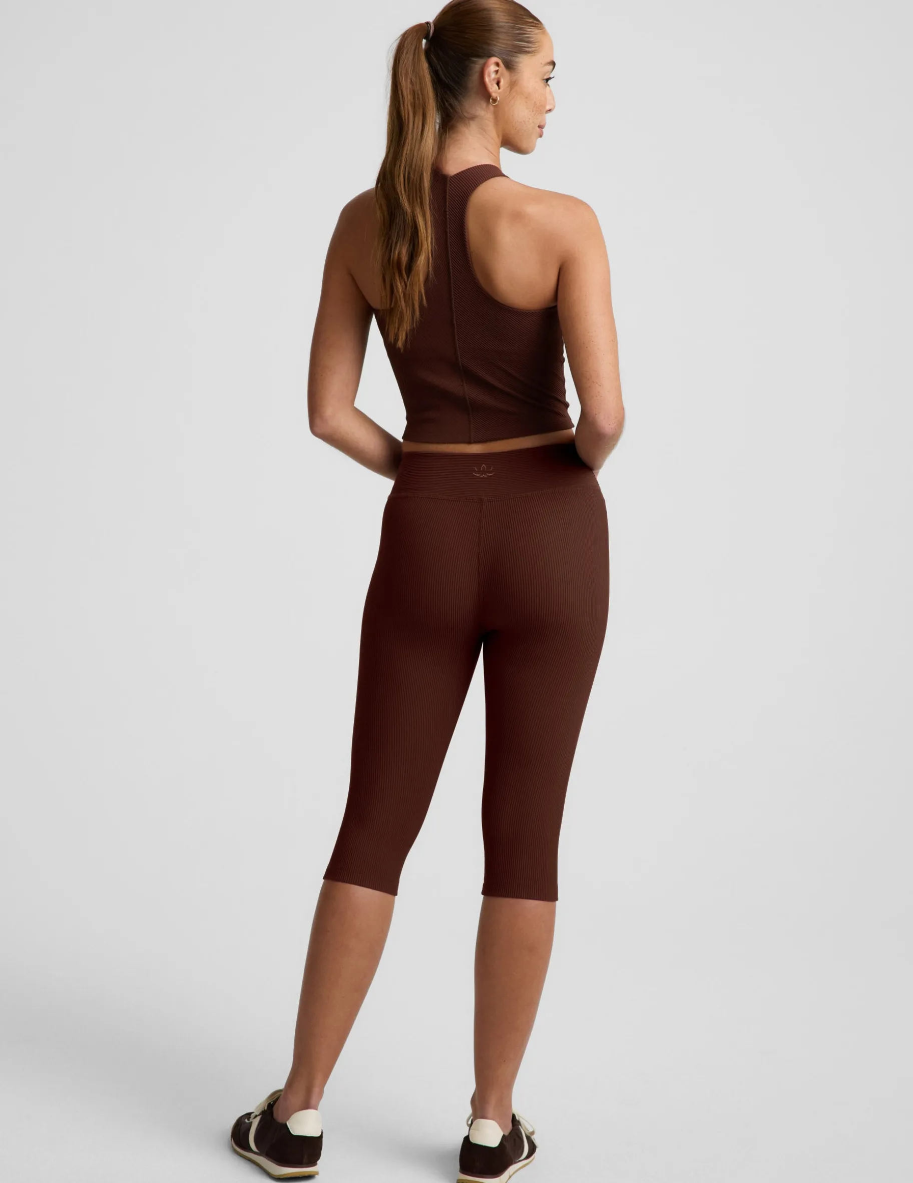 Impulse Ribbed V-Waist Pedal Pusher Legging