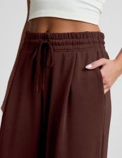 Luxe Sandwash Double Knit Wide Leg Pant