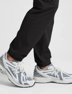 On The Go Men's Jogger