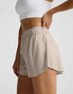Solemate™ 2.5" Short