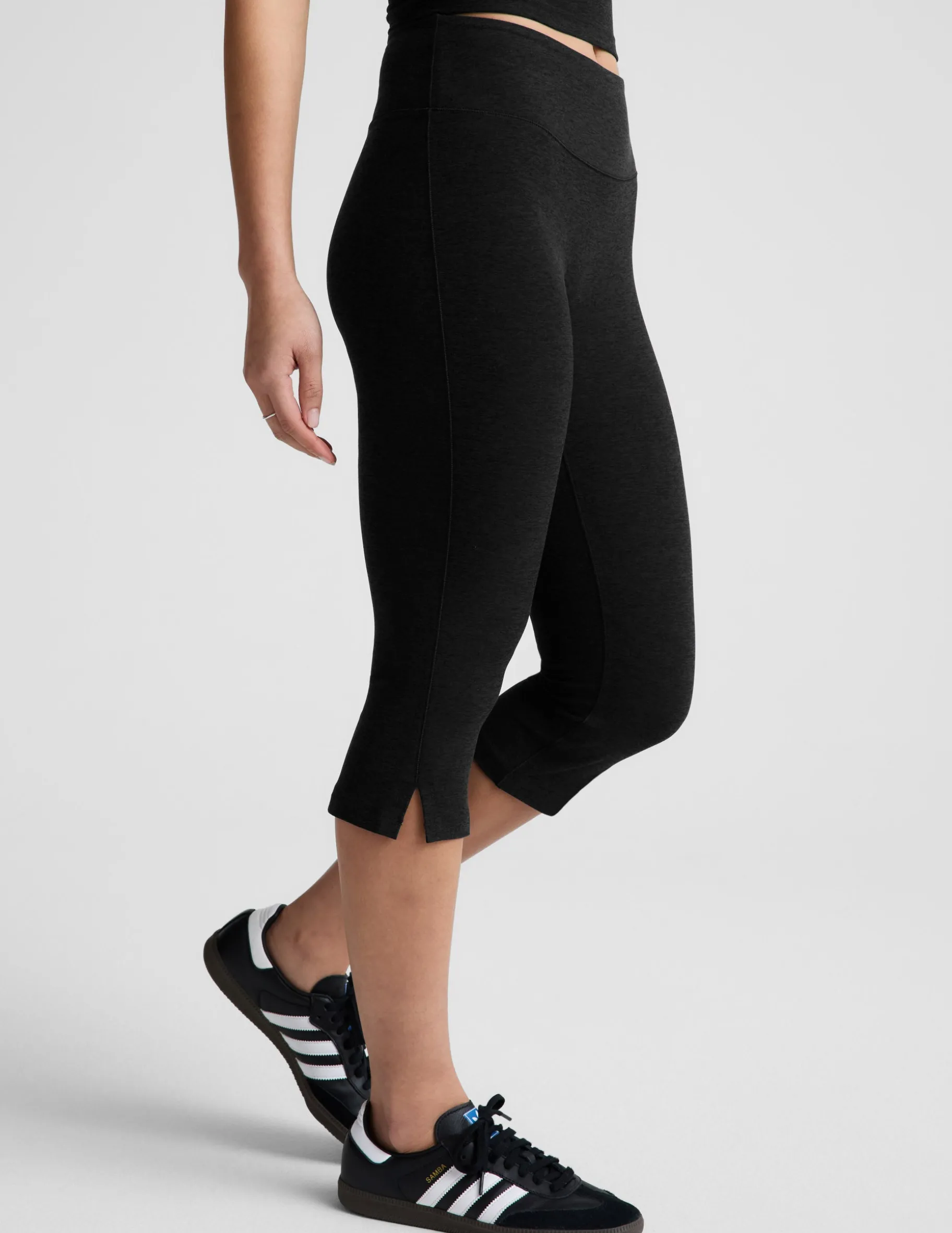 Spacedye™ Mid-Rise Slit Pedal Pusher Legging
