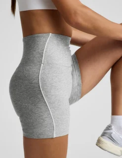 Spacedye™ Streamline 5" Short