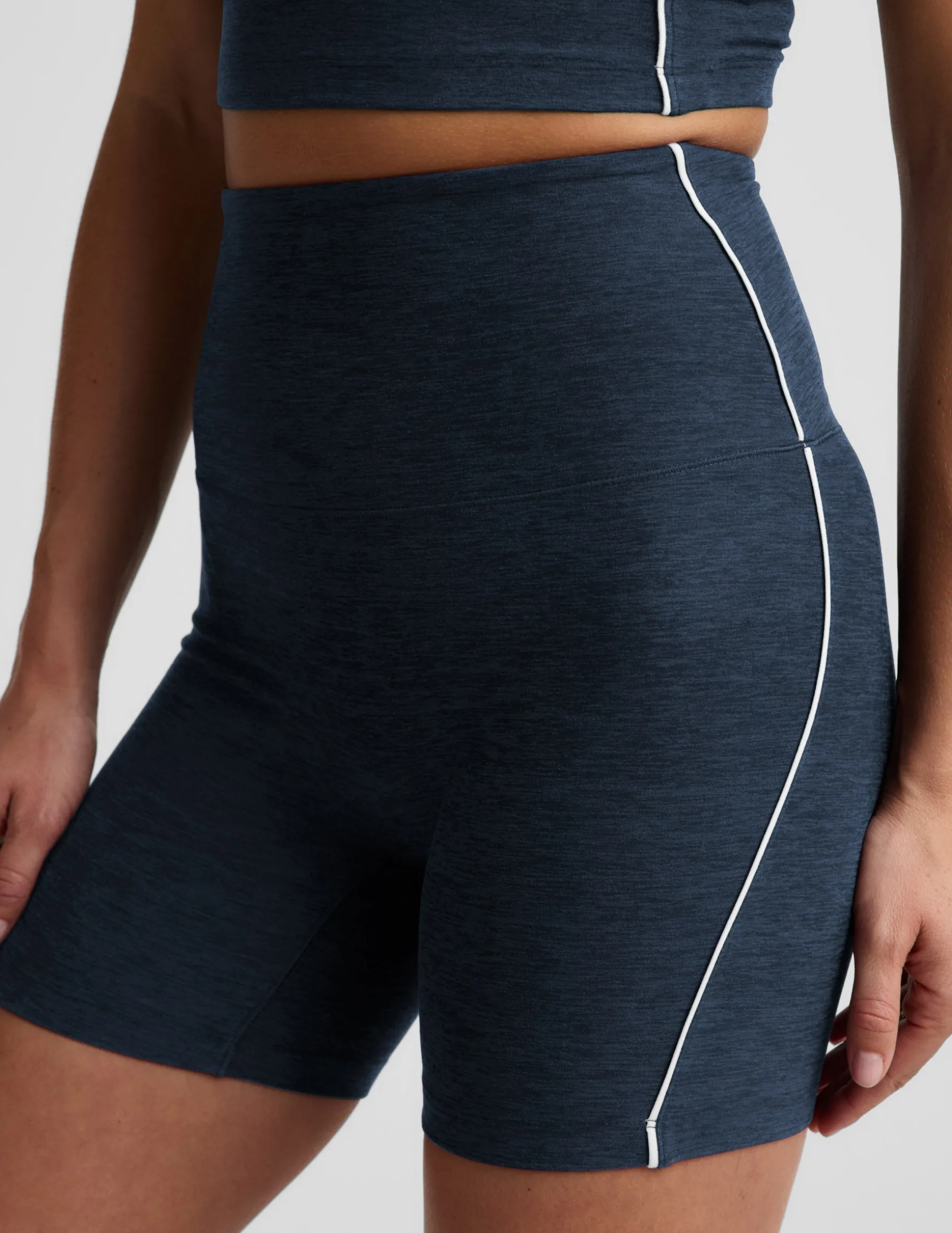 Spacedye™ Streamline 5" Short